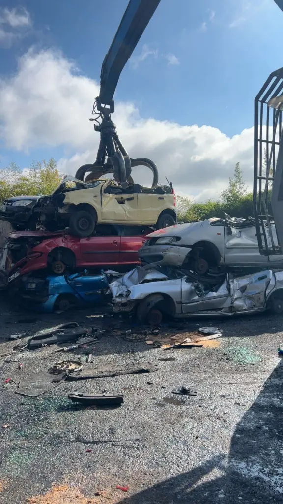 Enlèvement épave gratuit Montbrison 42600