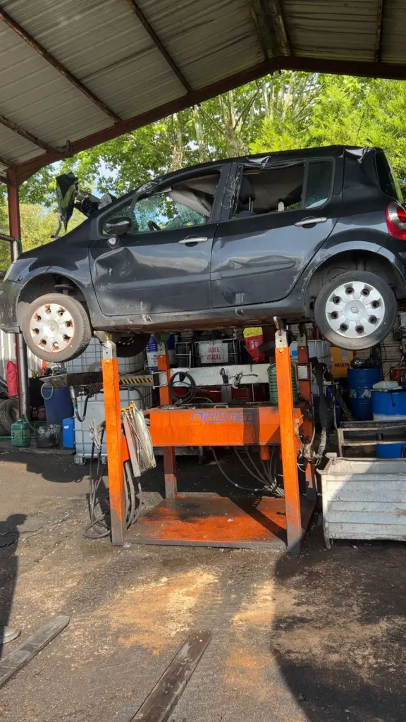 Épaviste gratuit Saint-Étienne Loire 42 Alex Récupération